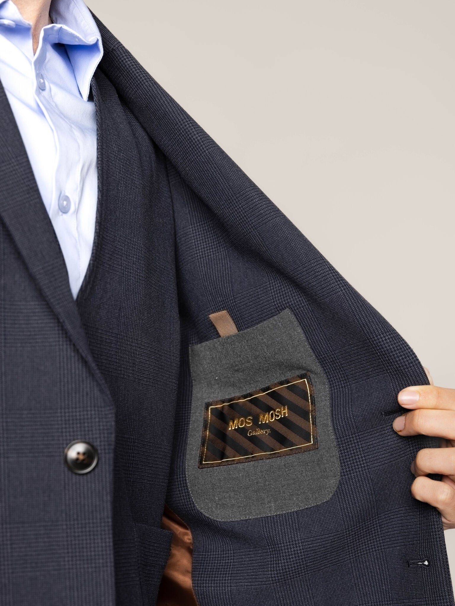 Modelshot / Navy Check / Detail